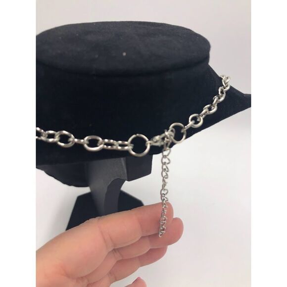 Contemporary Glam: Paparazzi Beaded Gold and Statement Necklace Earrings Set - Picture 5 of 8